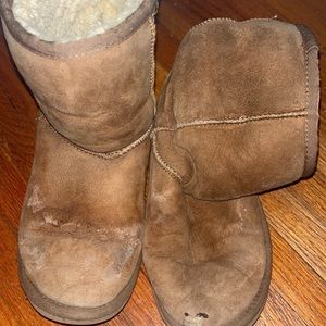 UGG Boots (5)